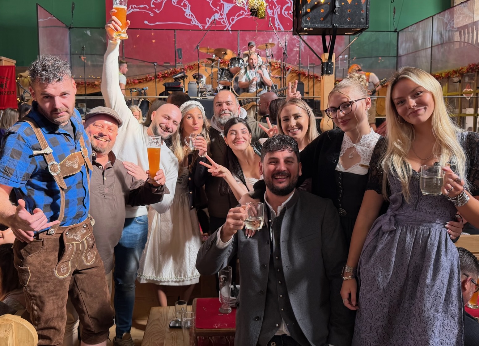 Unser Team auf der Wiesn!